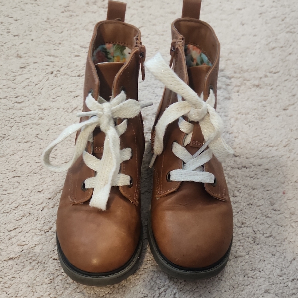 Cat & Jack Tan Kids Boots Size 11